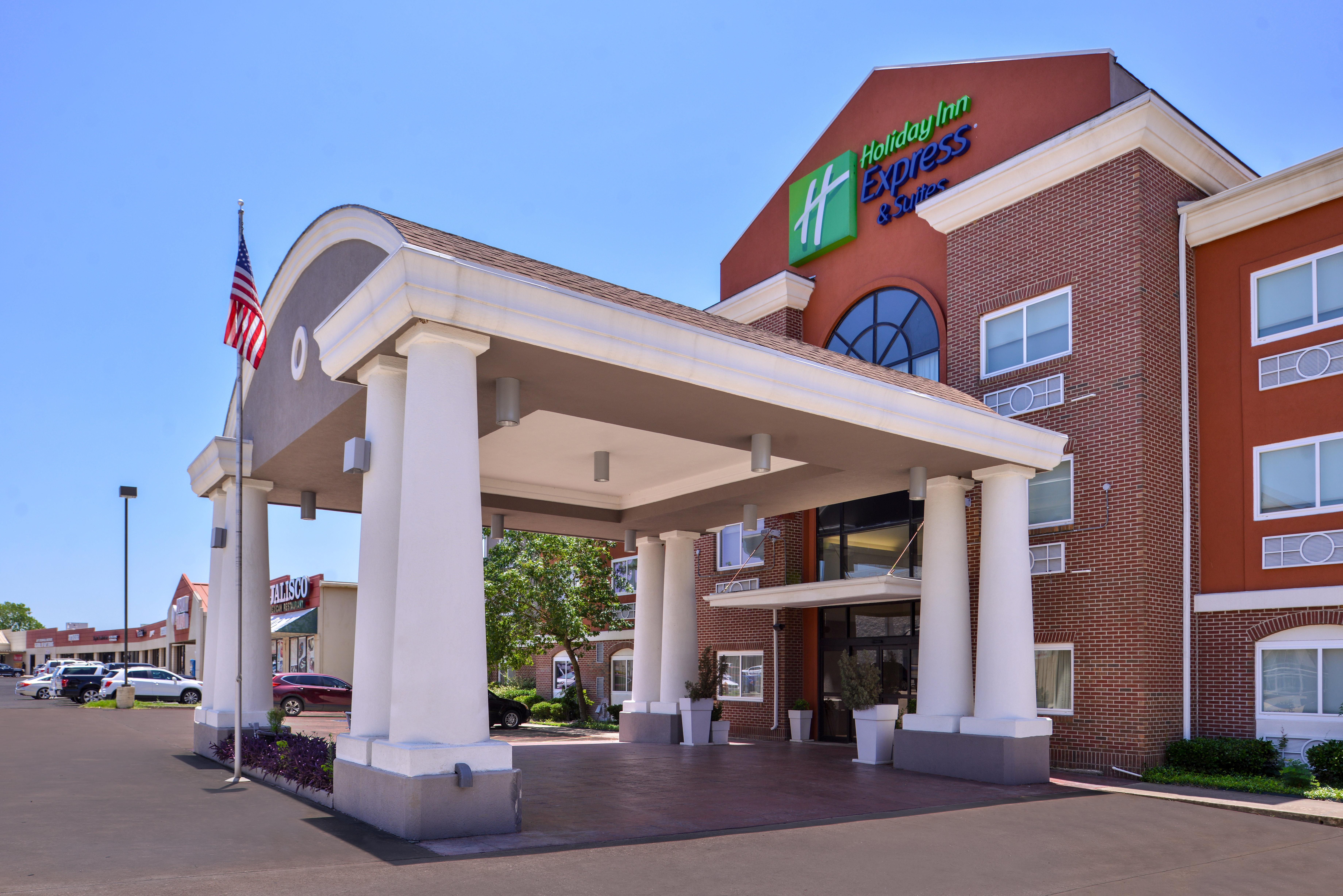 Holiday Inn Express Hotel & Suites Elgin, An Ihg Hotel Екстер'єр фото